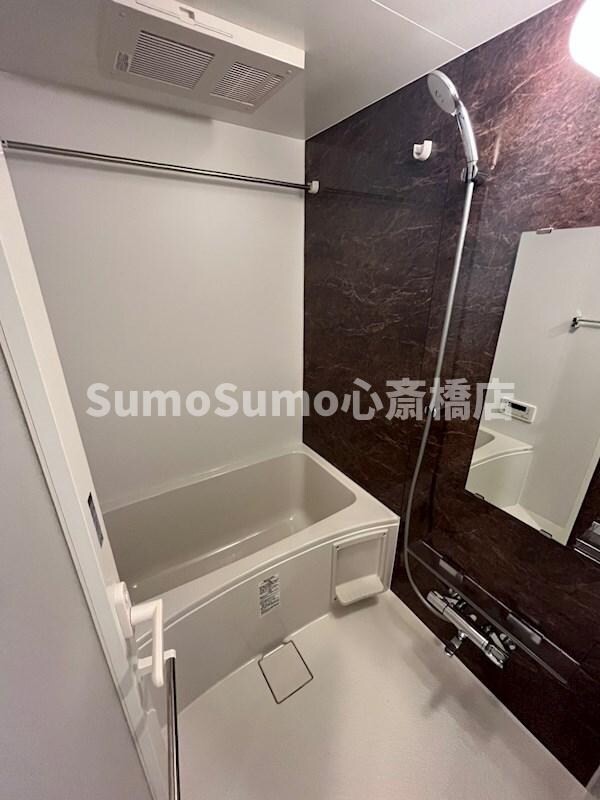 物件内観写真9　(落ち着いた空間のお風呂です)