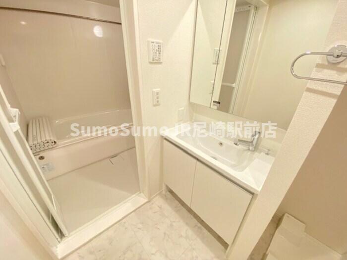 物件内観写真7　(独立洗面台です)