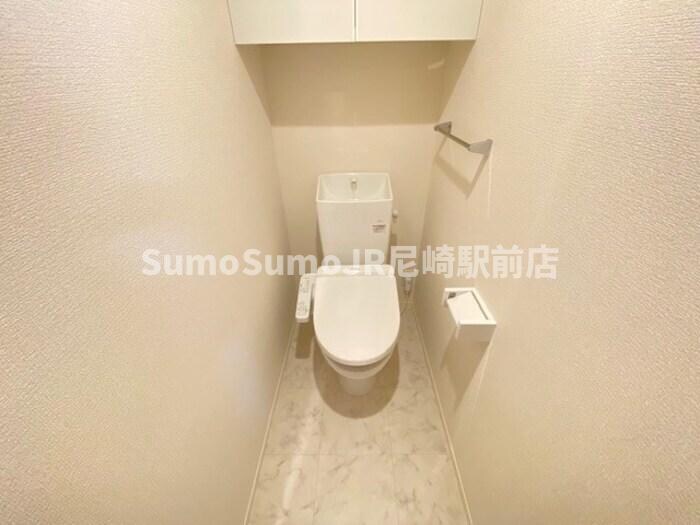 物件内観写真8　(シンプルで使いやすいトイレです)