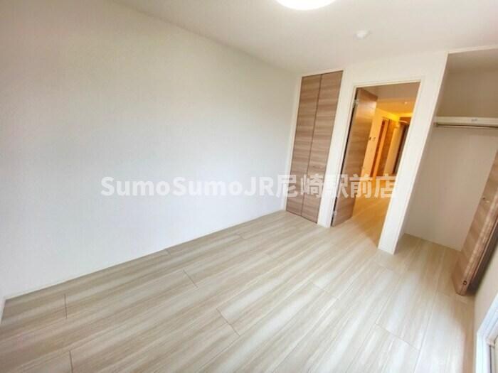 物件内観写真10　(使いやすい居間です)