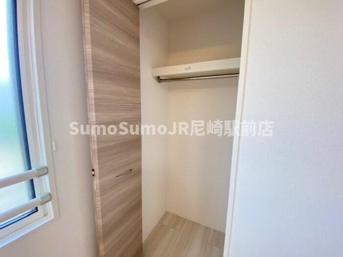 物件内観写真15　(専用の収納スペースです)