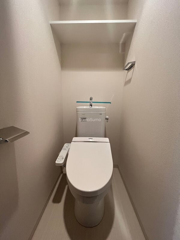トイレ(清潔感のあるトイレです)