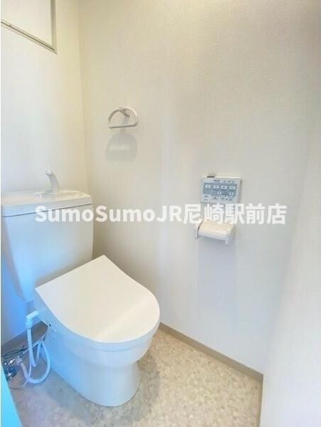 物件内観写真29　(落ち着いたトイレです)