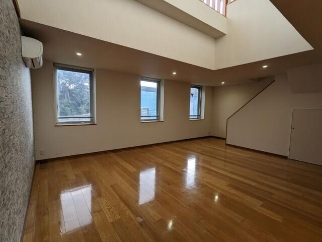 物件内観写真12　( )