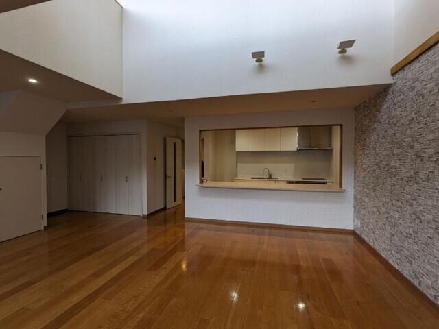 物件内観写真13　( )