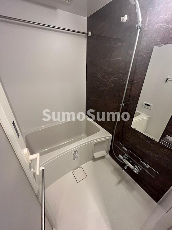 物件内観写真9　(ゆったり過ごせるお風呂です)