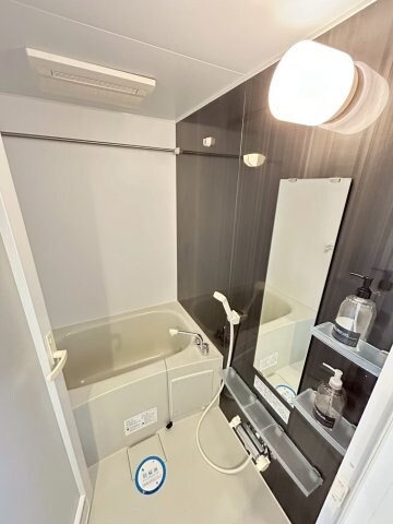 物件内観写真8　(同タイプ別部屋の写真です。)