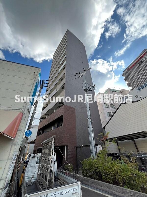 物件外観写真1　(おしゃれな外観です)