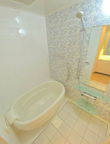 物件内観写真9　(お風呂で日々の疲れを落としましょう)