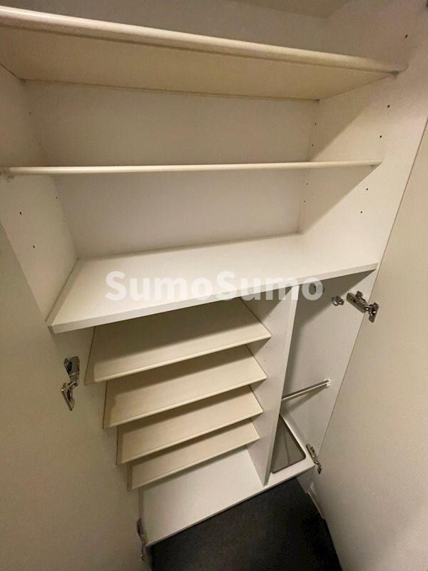 物件内観写真14　(収納のためのスペースです)