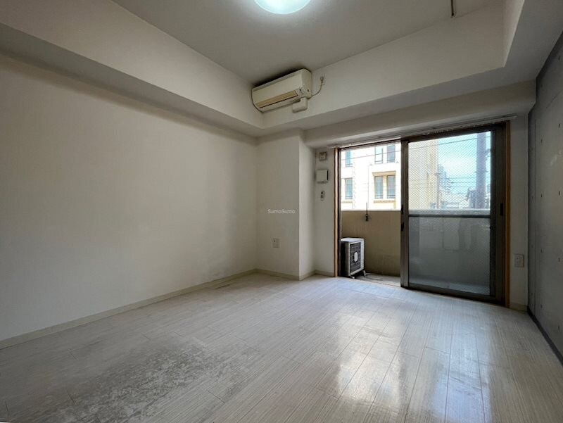 物件内観写真6　(おしゃれなリビングです)