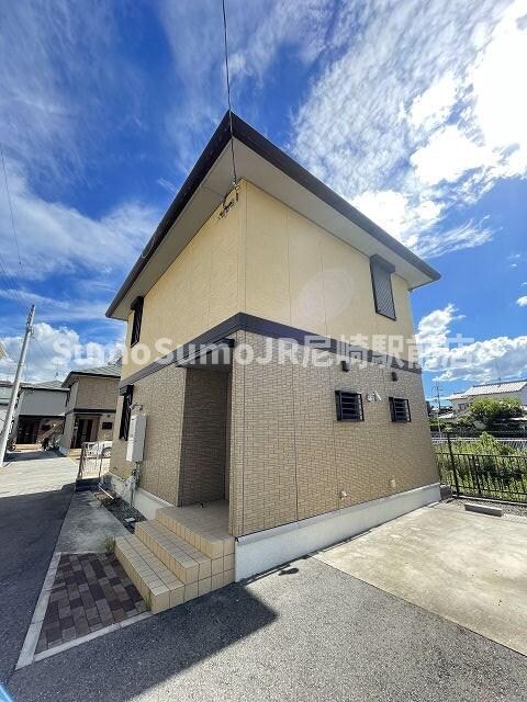 物件外観写真1　(外観も気になるポイント)