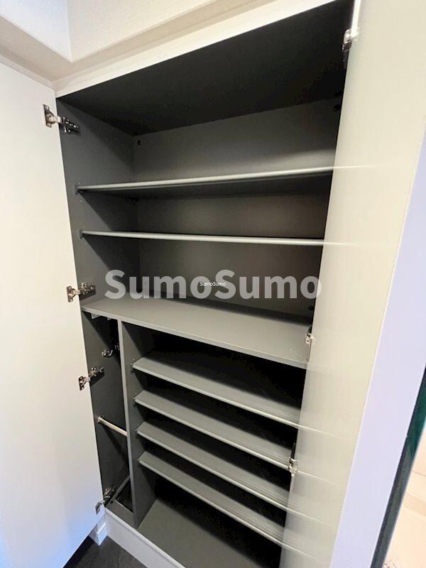 物件内観写真15　(こまごまとしたものを収納できそうですね)