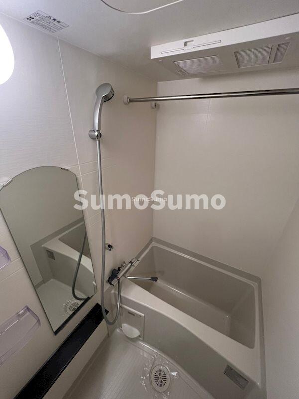 物件内観写真18　(落ち着いた空間のお風呂です)