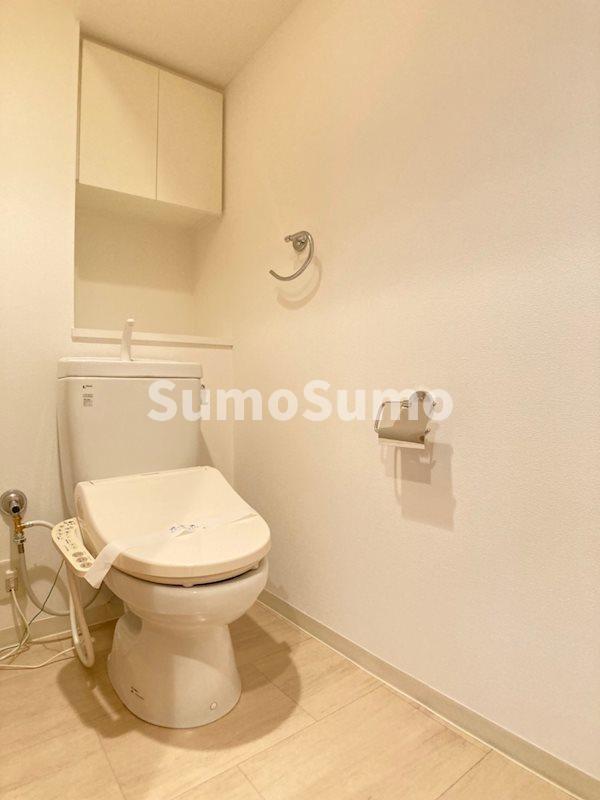 物件内観写真10　(シンプルで使いやすいトイレです)