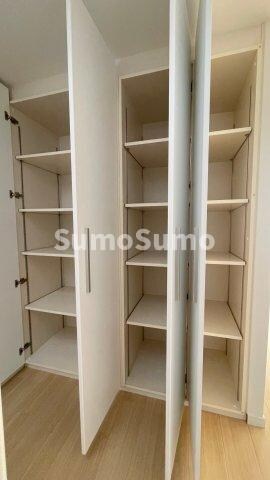 物件内観写真14　(専用の収納スペースです)