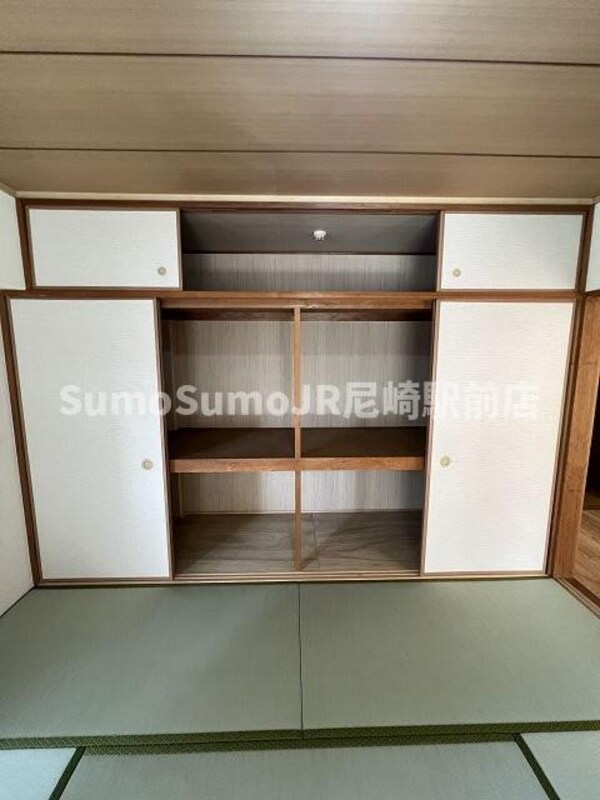 収納(たっぷりとした収納スペースです)