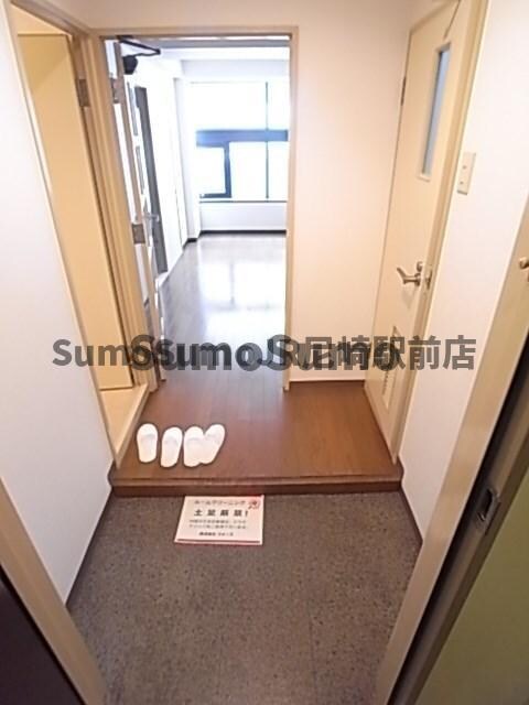 物件内観写真6　(玄関です)