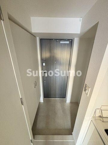 物件内観写真4　(きれいな玄関です)