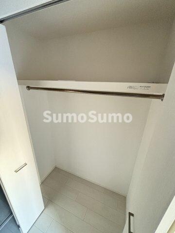 物件内観写真12　(専用の収納スペースです)