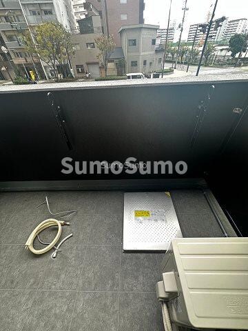 物件内観写真13　(バルコニーがあります)