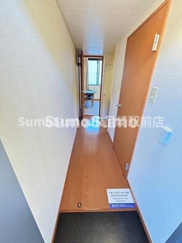 玄関(収納もある玄関です)