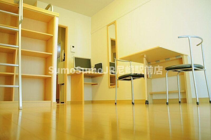 物件内観写真4　(落ち着いて過ごせるお部屋なので、寝室にいかがでしょうか)