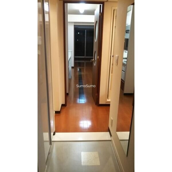 物件内観写真4　(玄関です)