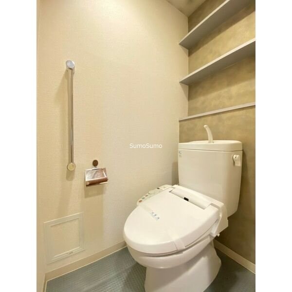 物件内観写真10　(清潔感のあるトイレです)