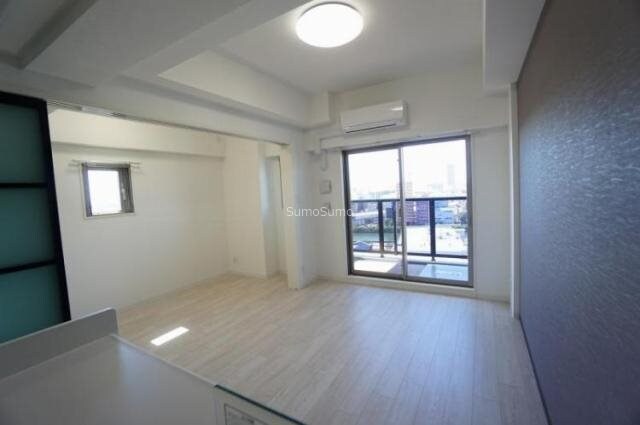 物件内観写真17　(リビングです)