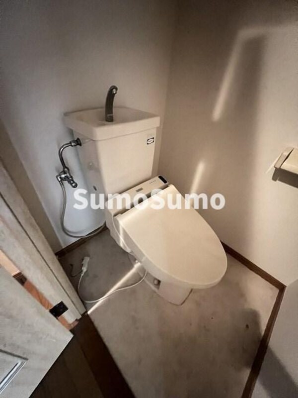 トイレ(シンプルで使いやすいトイレです)