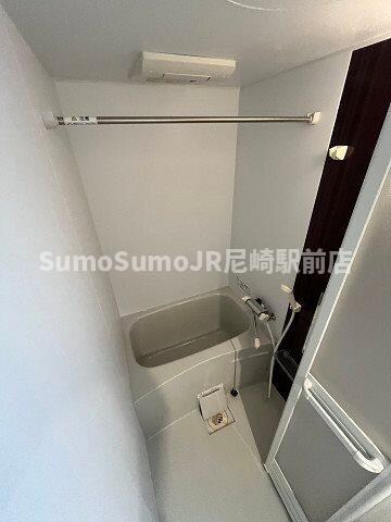 物件内観写真7　(落ち着いた空間のお風呂です)