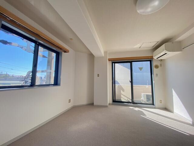 物件内観写真3　( )