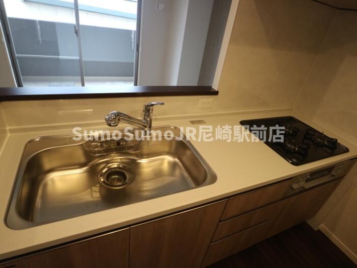 物件内観写真4　(使いやすいキッチンです)