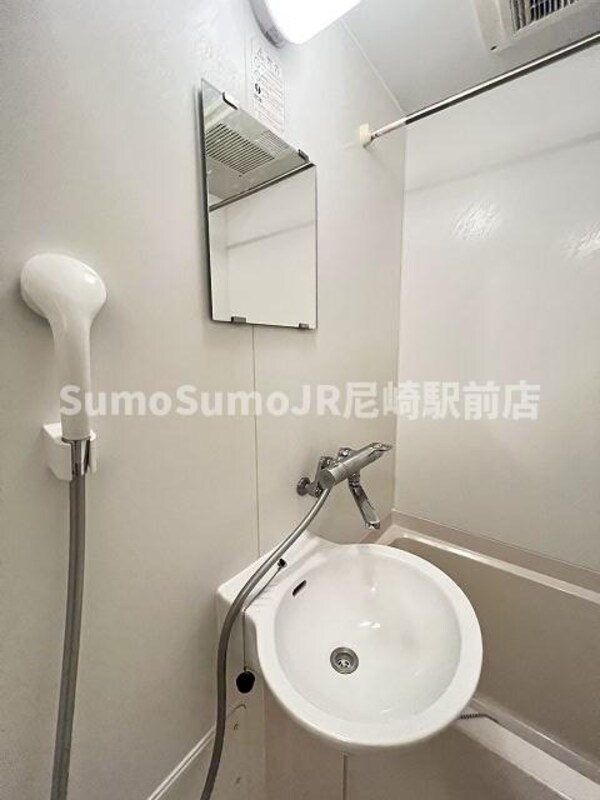 洗面・脱衣所(コンパクトで使いやすい洗面所)