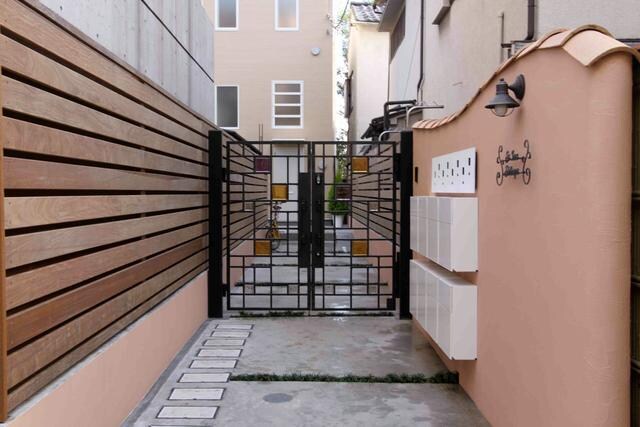 物件外観写真2　( )