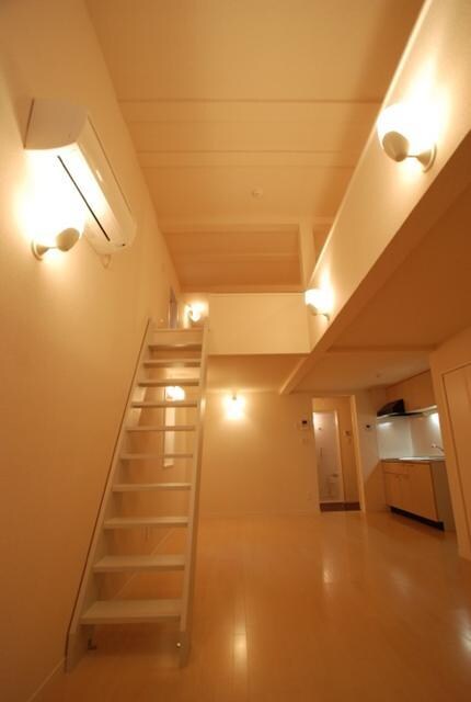 物件内観写真5　( )