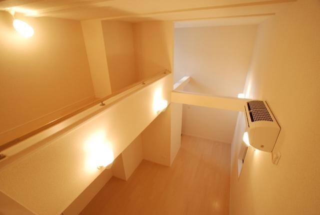 物件内観写真8　( )