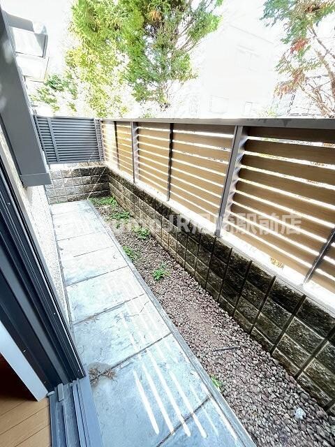 物件内観写真9　(陽当たり良好なバルコニーです)