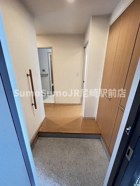 物件内観写真12　(毎日通る玄関はこちらです)