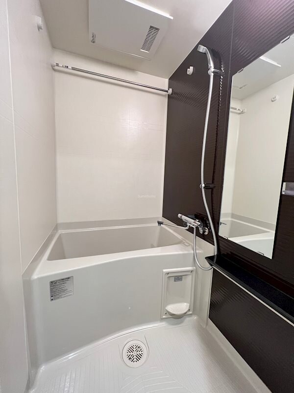 物件内観写真18　(きれいなお風呂です)