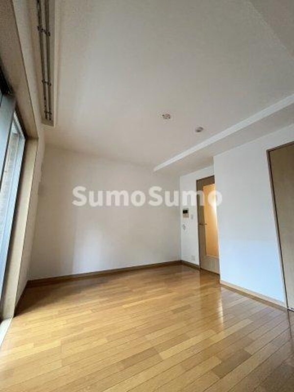 居室(ゆったりとしたリビングです)