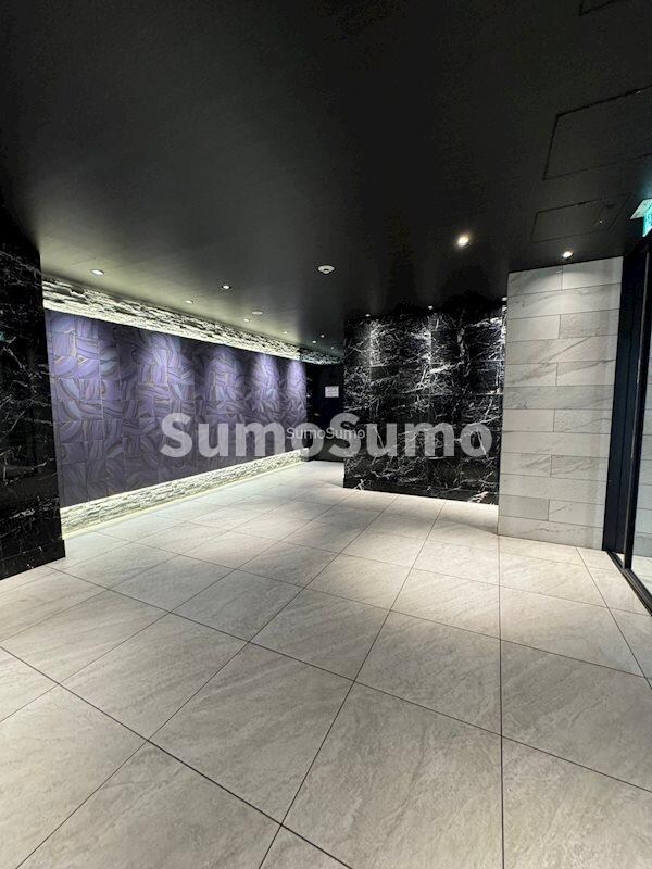 物件外観写真3　(建物の内部です)