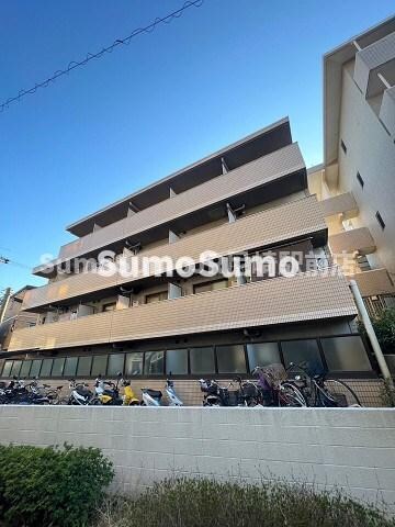 物件外観写真1　(建物外観を気になさる方へ、見た目の良い物件です)