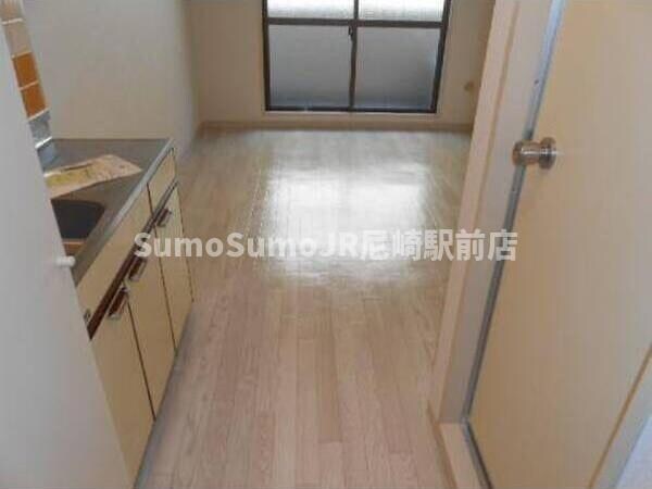 物件内観写真6　(お料理しやすいキッチンです)