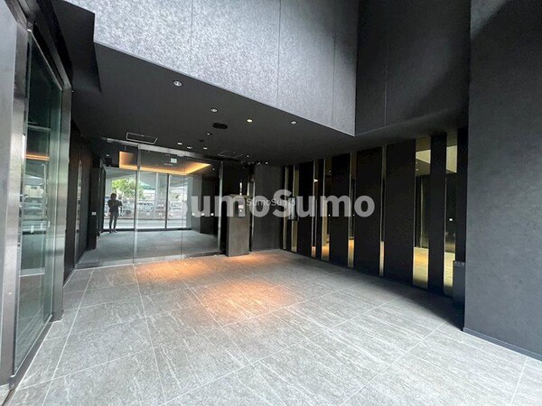 エントランス(建物の内部です)