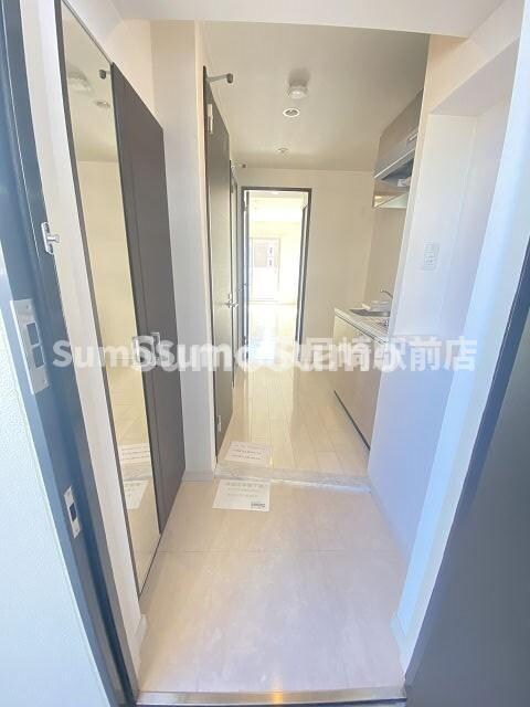 物件内観写真4　(シンプルで使いやすい玄関です)