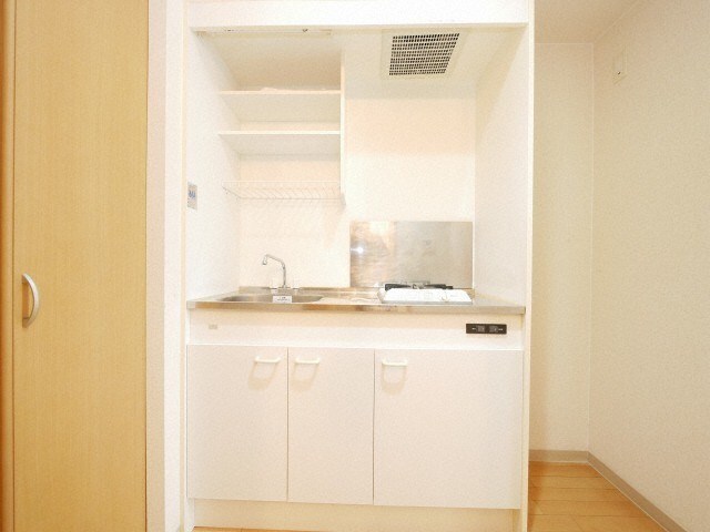 物件内観写真6　(お料理しやすいキッチンです)