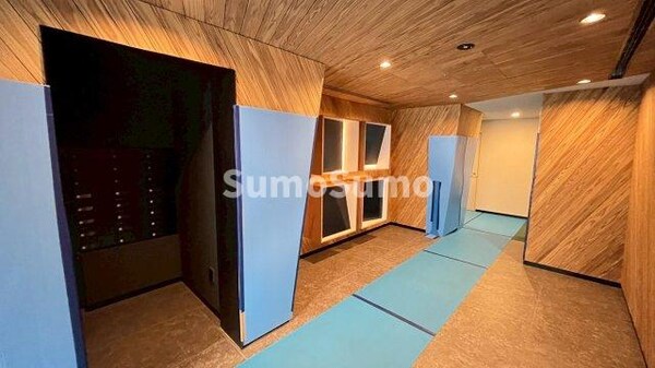 ロビー・ラウンジ(清潔なロビーです)