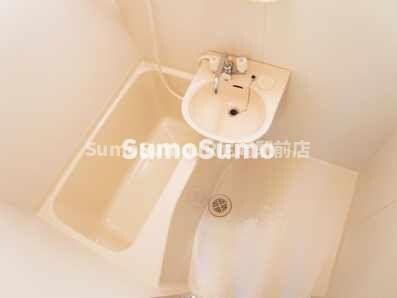 物件内観写真5　(スペースが確保できる洗面所です)